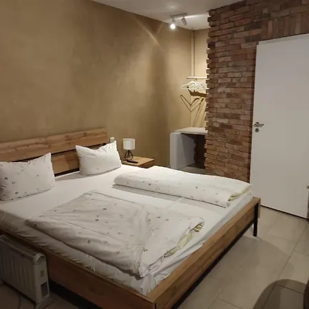 Lindenhof Liepgarten - & Gaststaette