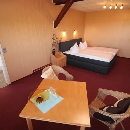 Lindenhof Liepgarten - & Gaststaette 4* Ueckermünde