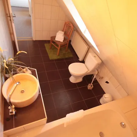 Lindenhof Liepgarten - & Gaststaette